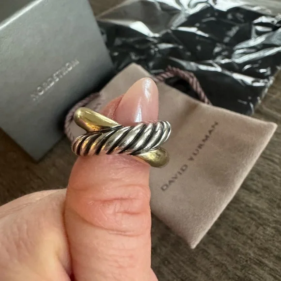 Flash SALE🎉david yurman Silver and 18k Gold Twisted Ring - Picture 4 of 8
